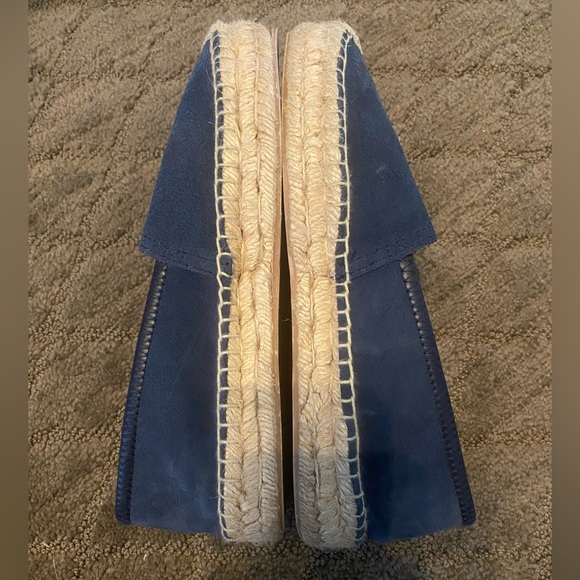 Jack Roger’s Riley Suede Espadrille in Midnight. Size 9. - Picture 8 of 8